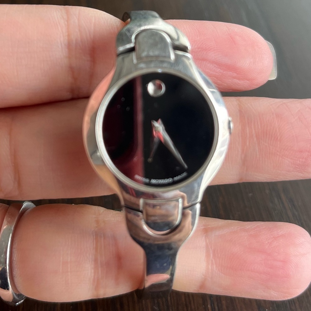 🔥 Movado: Ladies Watch